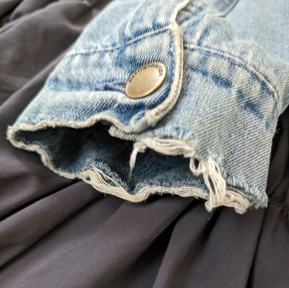 Sherpa lined denim jacket - Picture 4 of 7